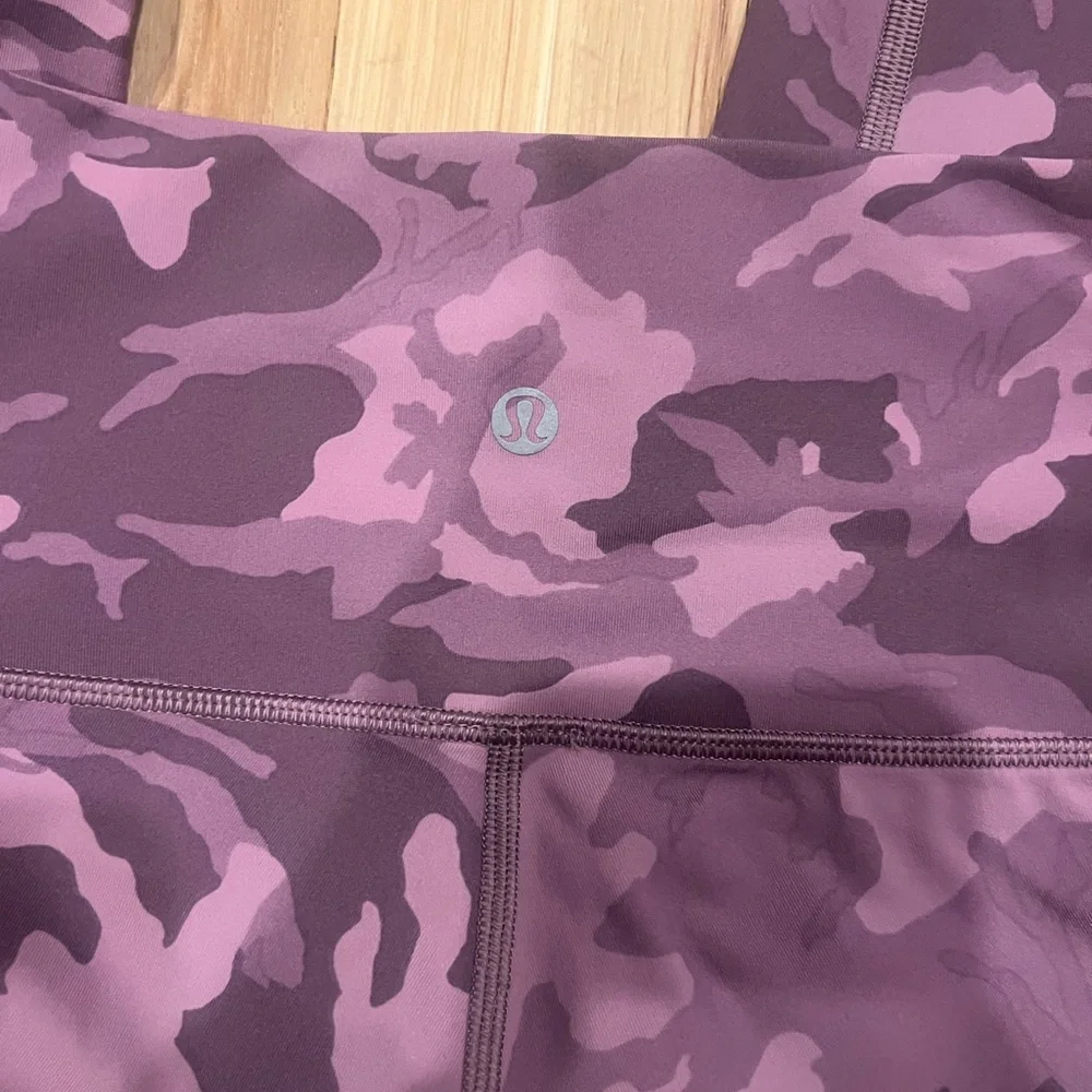 Lululemon Wunder Under Tight Size 2 Incognito Camo Pink Taupe - Picture 3 of 4